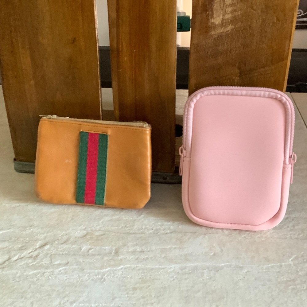 Vintage Leather pouch & fabric
2 pouches